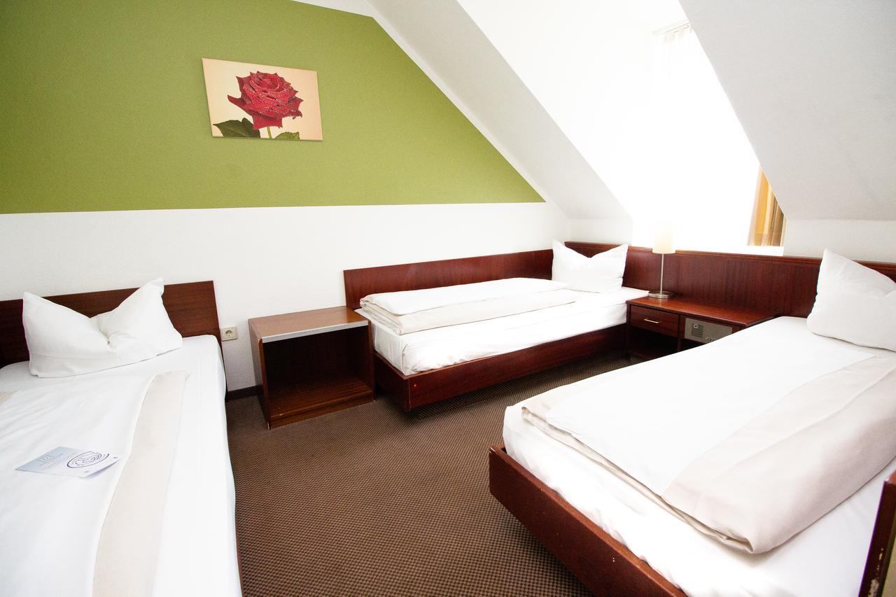 Hotel Dolomit - Munich — Kuvat 3