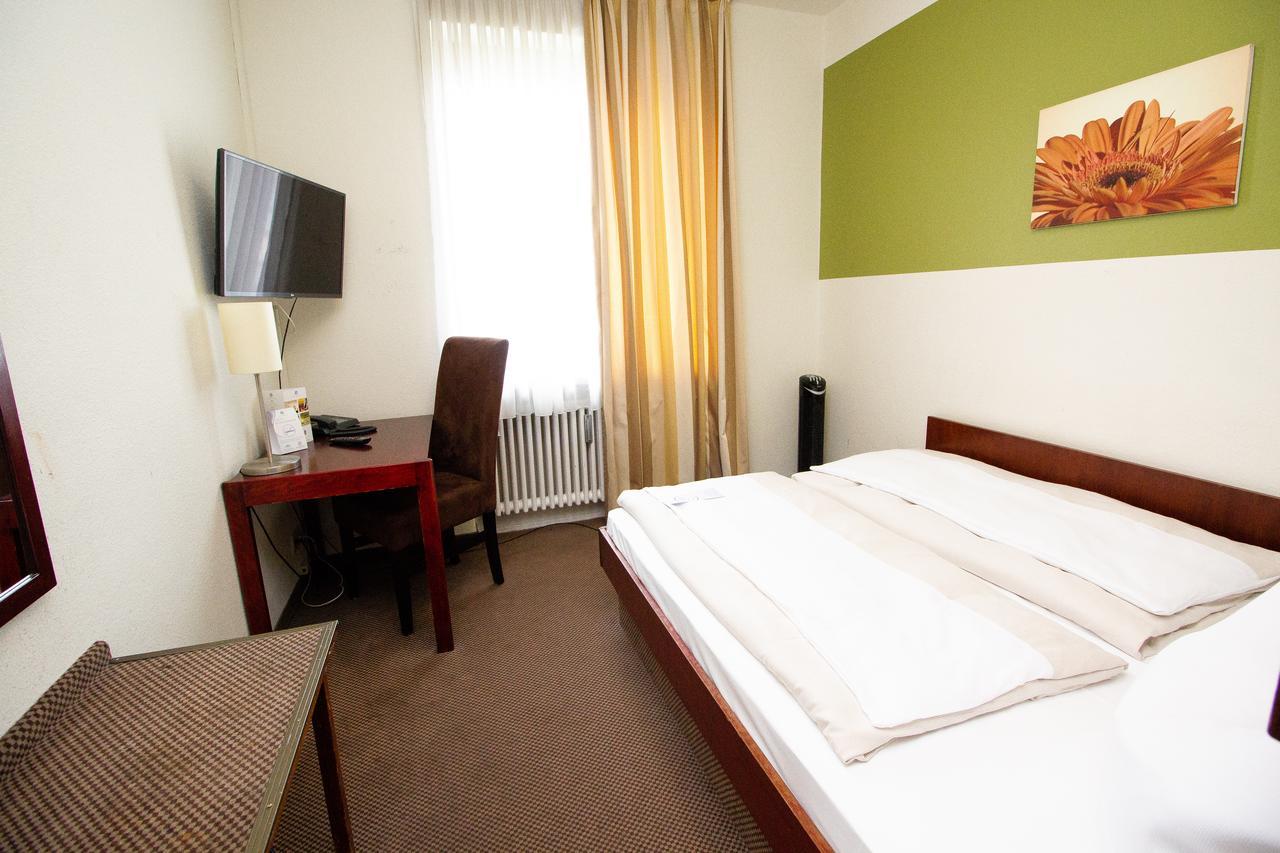 Hotel Dolomit - Munich — Kuvat 2